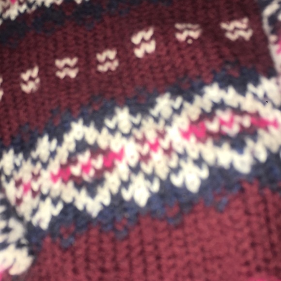 sweater - Picture 2 of 3